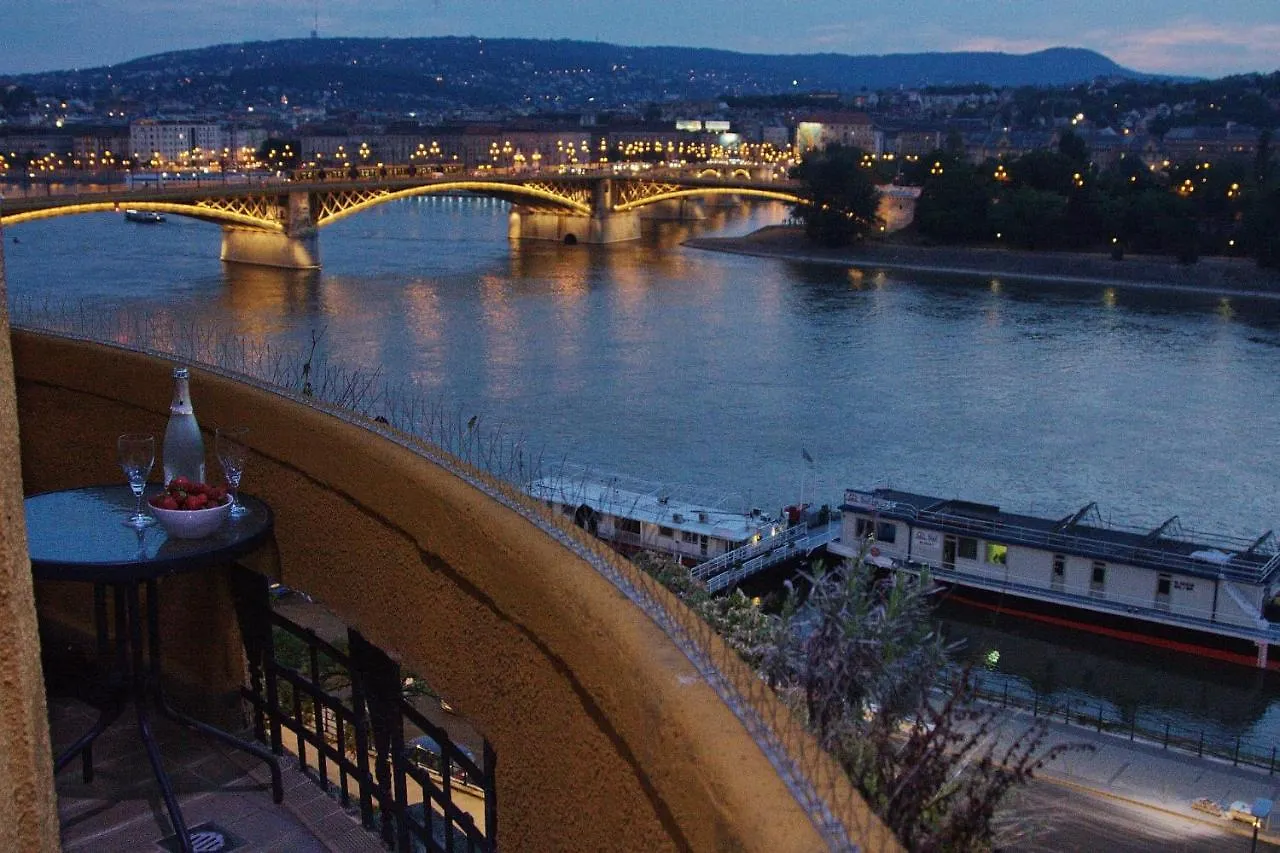 High End Budapest In The City Center 아파트